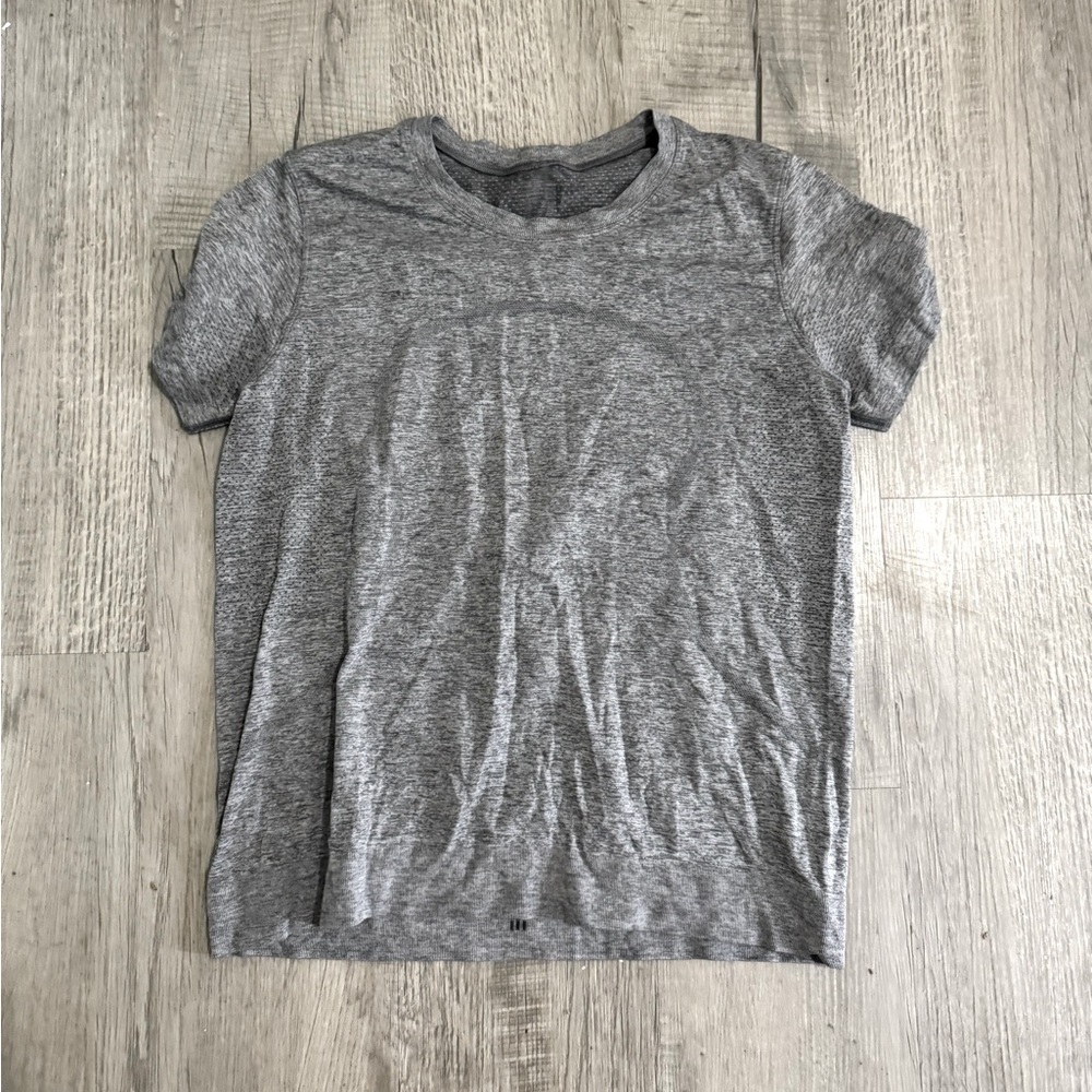 Lululemon Swiftly Tech Tee Shirt